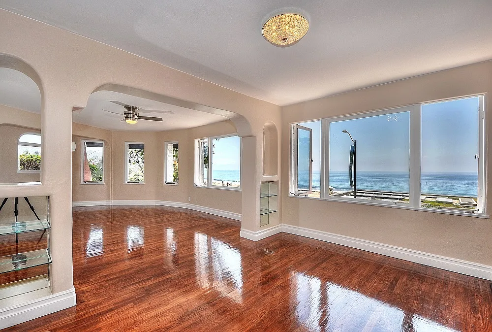 The Villas of Laguna Beach — Photo 1