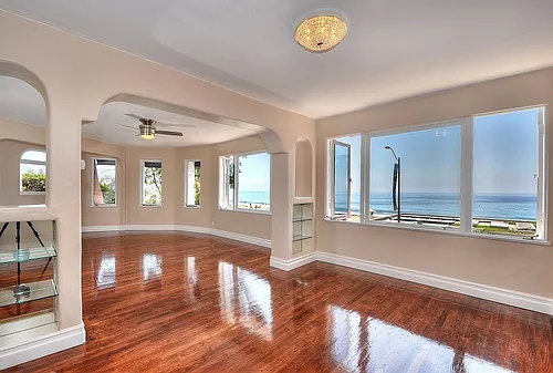 The Villas of Laguna Beach Photo 1