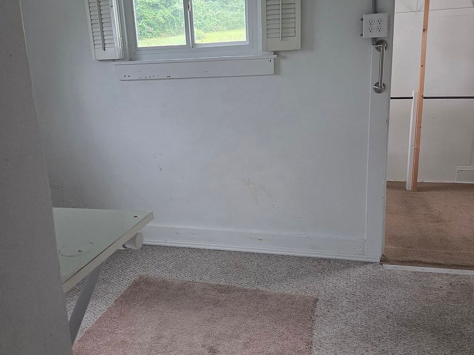 1st image of 205 Piney Ave