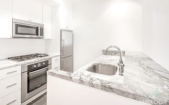 Rented by Mirador Real Estate | media 12