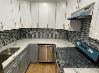 7543 167th St, Flushing, NY 11366