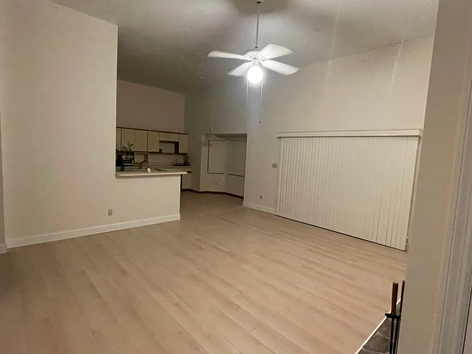 4 bed, 2038 sqft, $2,500 — Photo 4