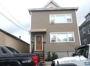 289 Cleveland Ave, Lyndhurst, NJ 07071