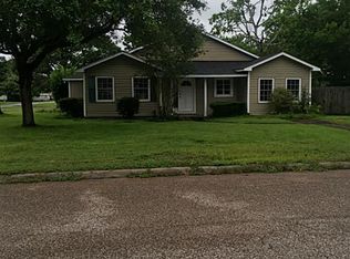 1101 E Miller St, Angleton, TX 77515