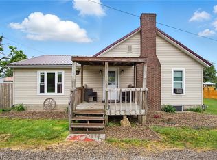 618 Market St, Philo, OH 43771