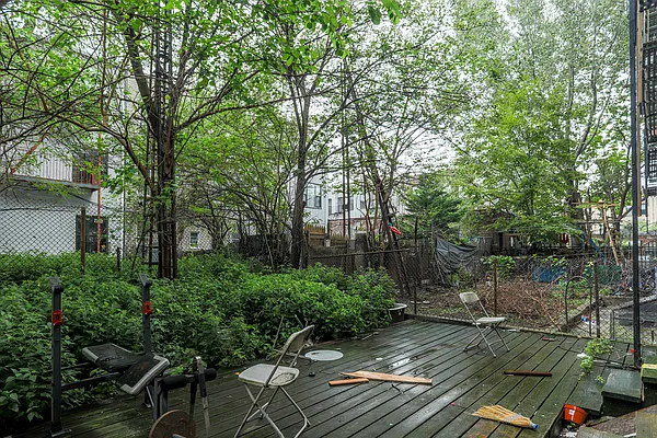 Rented by Brooklyn Group | media 20
