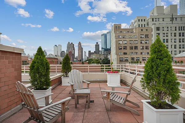 Rented by Oxford Property Group | media 16