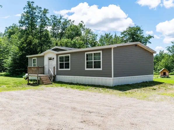16 Wicks Road, Fryeburg, ME 04037