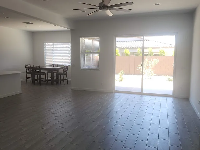 16833 W Smoketree Dr — Photo 3