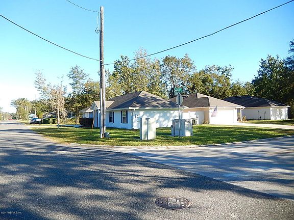 4th image of 208 N Highland Ave