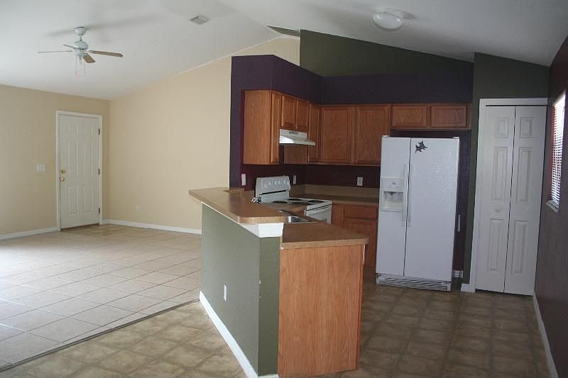 2nd image of 13280 SE 101st Ter