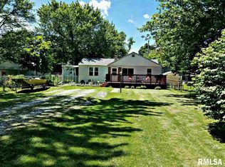 117 S Stewart St, Creve Coeur, IL