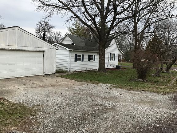 2nd image of 703 Eastern Ave