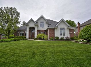 10940 Royal Glen Dr, Orland Park, IL 60467