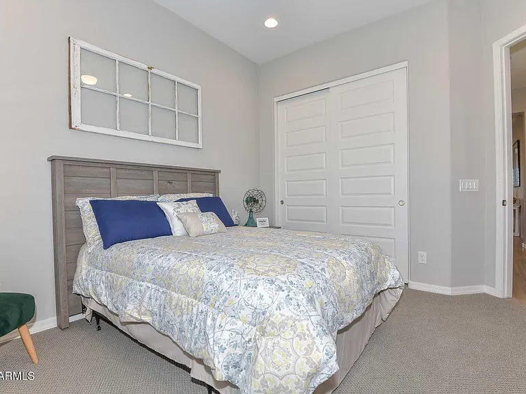 9661 W Patrick Ln — Photo 34
