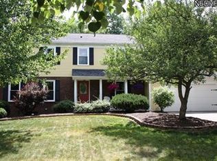 7139 Selworthy Ln, Solon, OH 44139