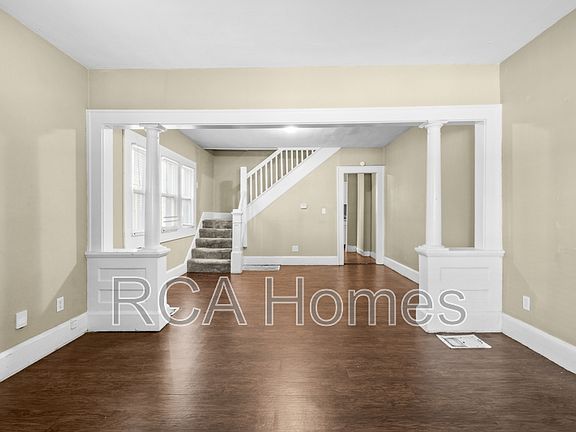 2nd image of 4118 E Washington St