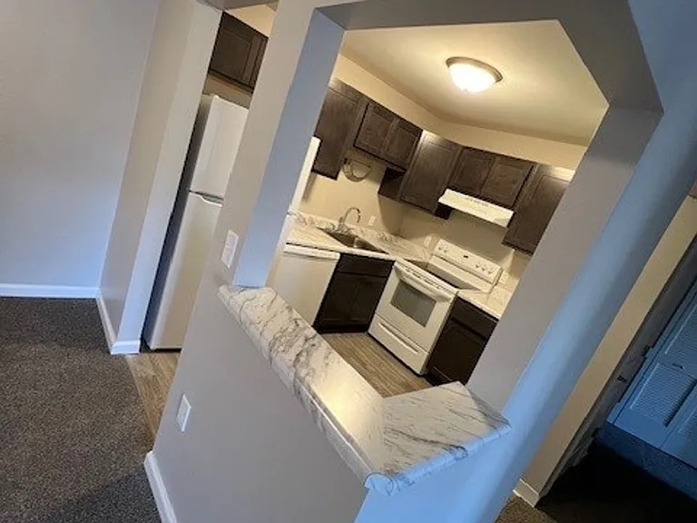 Avalon Woods Apartment Homes — Photo 49