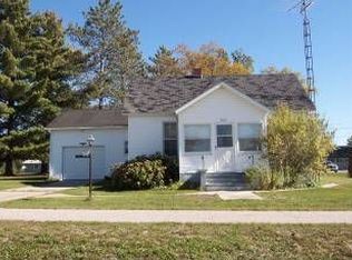 3035 Kneeland St, Lewiston, MI 49756