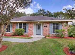 1819 S Woodhaven Dr, Baton Rouge, LA 70815