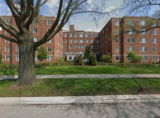 19425 Van Aken Blvd, Beachwood, OH 44122