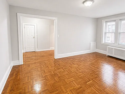 62 S Munn Ave #104 Photo 1