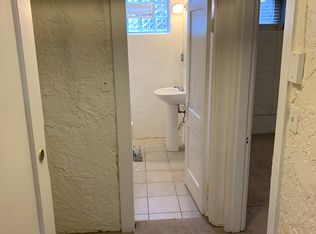 2590 Madison Rd, Cincinnati, OH 45208