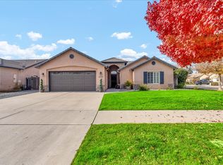 2435 N Crowe St, Visalia, CA 93291