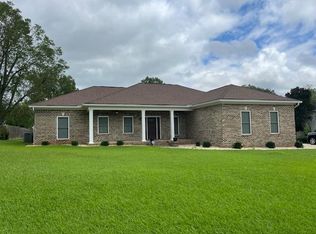 105 Gloster Ct, Dothan, AL 36303