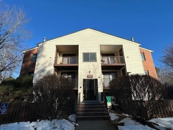 189 Littleton Rd Unit 15, Chelmsford, MA 01824