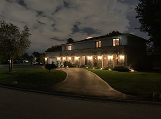 455 S Edgewood Ave, Wood Dale, IL 60191