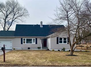 7 Winnie Ln, Poughkeepsie, NY 12603