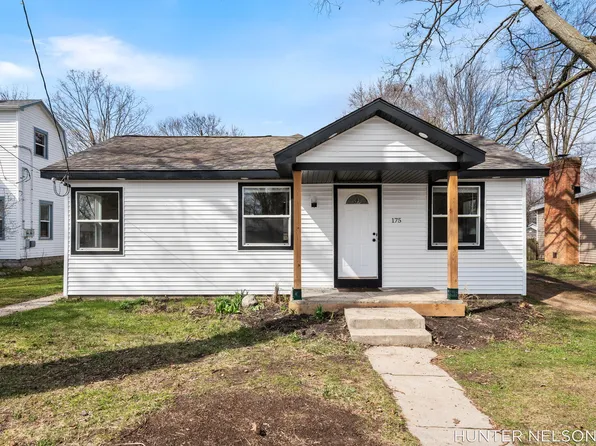 175 E Commerce St, Grant, MI 49327