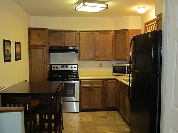 5th image of 322 Droz Dr