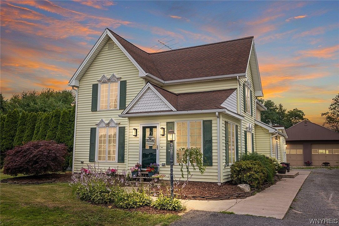 645 Main Rd, Corfu, NY 14036 | Zillow
