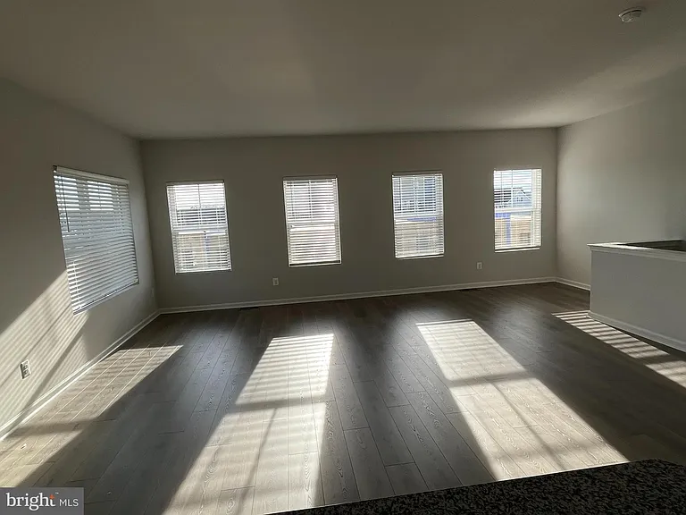 127 Lindy Way — Photo 18