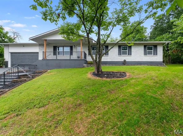 2019 San Pedro Dr, Arnold, MO 63010