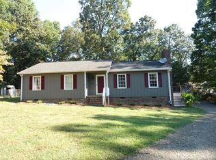 704 Rendall Ct, Burlington, NC 27215