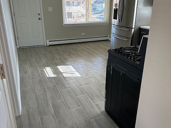 3rd image of 1027 S 11th Ave #2