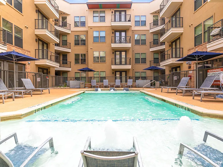 Grandmarc Austin - Student Housing — Photo 15