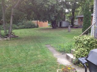 24 Thomaston Rd, Pottsville, PA 17901