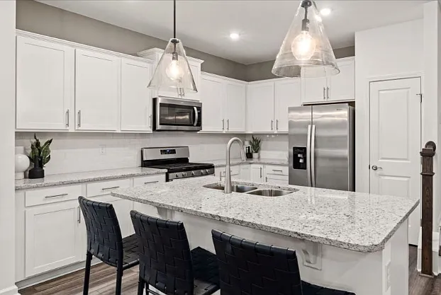 3001 Mackay Pointe Ln — Photo 1