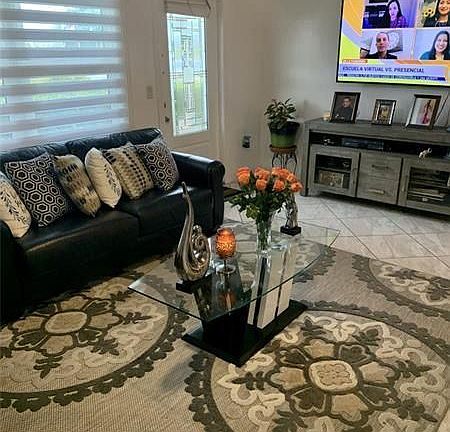 5th image of 105 Southampton Dr #105-A