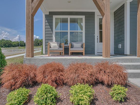 4th image of 601 Whitetail Ct