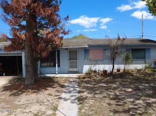 65 Sky Ln, Titusville, FL 32796