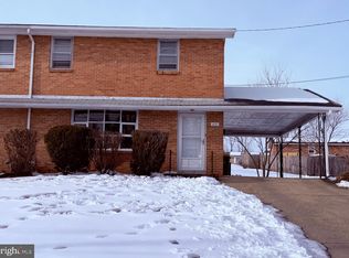631 Hollywell Ave, Chambersburg, PA 17201