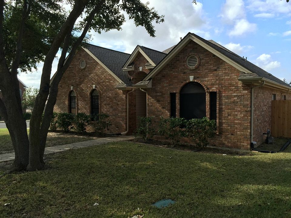 1st image of 11000 Amblewood Way