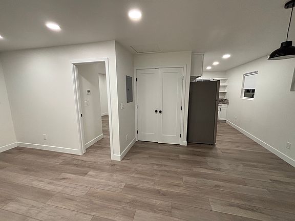 5th image of 8023 S Washington Ave
