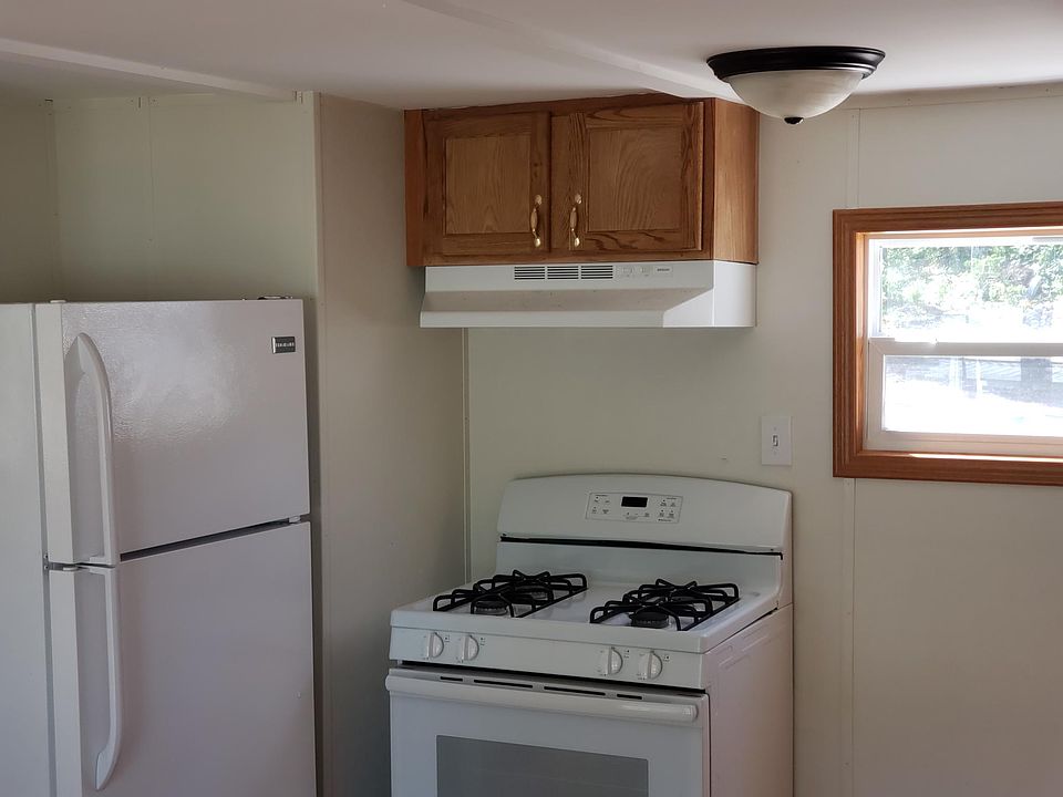 2nd image of 12525 Knollwood Ln #85