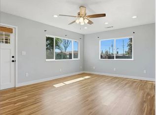 2702 E Goshen Ave #A, Visalia, CA 93292